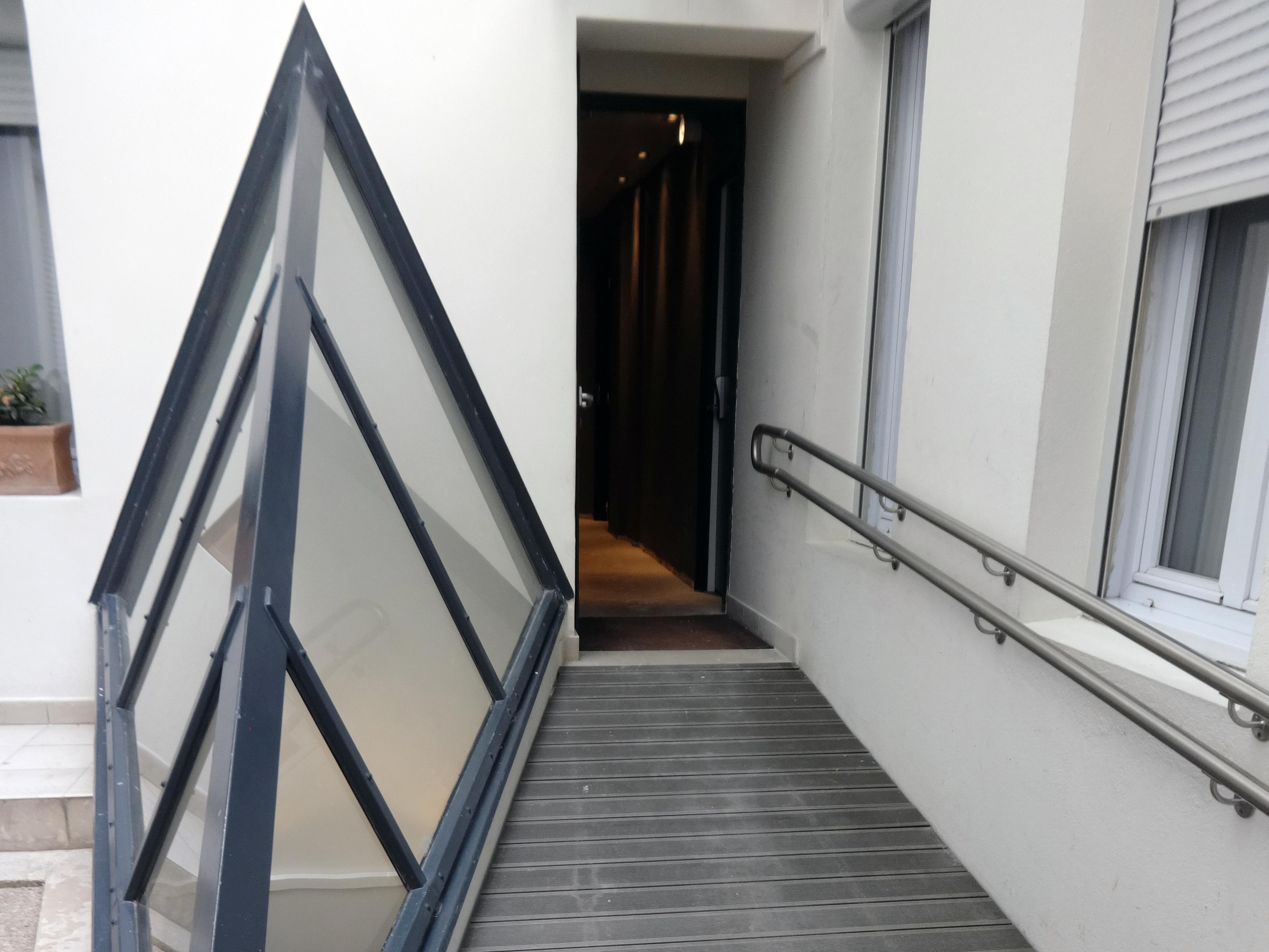 Libertel Canal Saint Martin Париж Екстер'єр фото